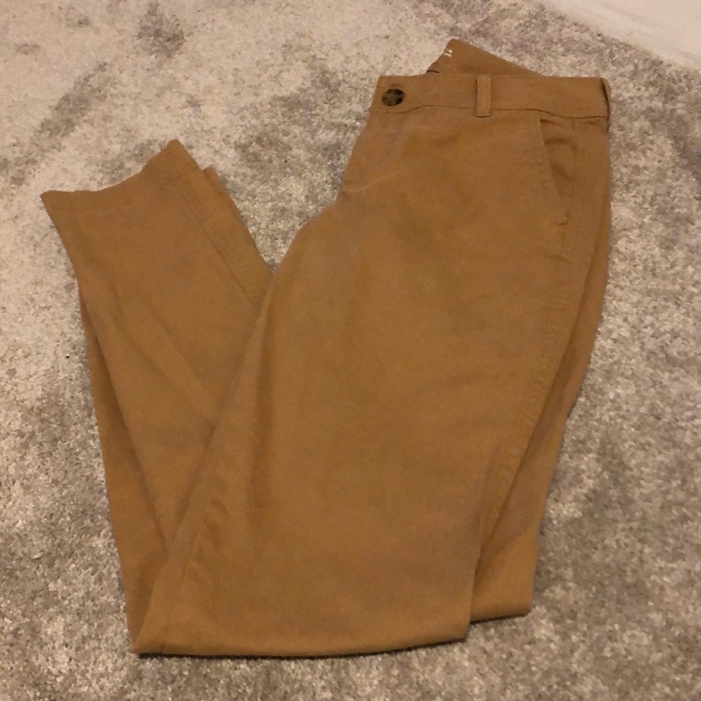 Brand new Khaki skinny pants!